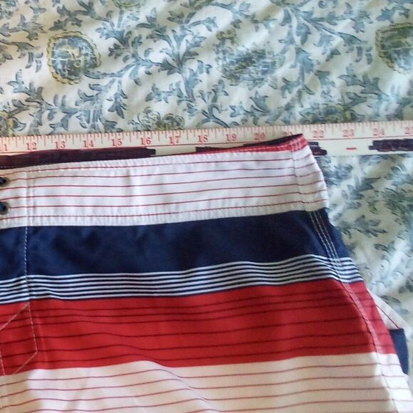 O'NEILL 42" W x 21" OUTSEAM RWB ULTRASUEDE SWIM BOARDSHORTS TIE & 11" INSEAM - Picture 6 of 10